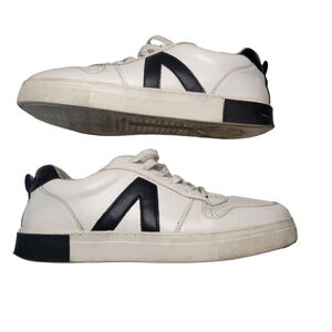 Men's STRAUSS + RAMM White Black Court Sneakers size 9.5?